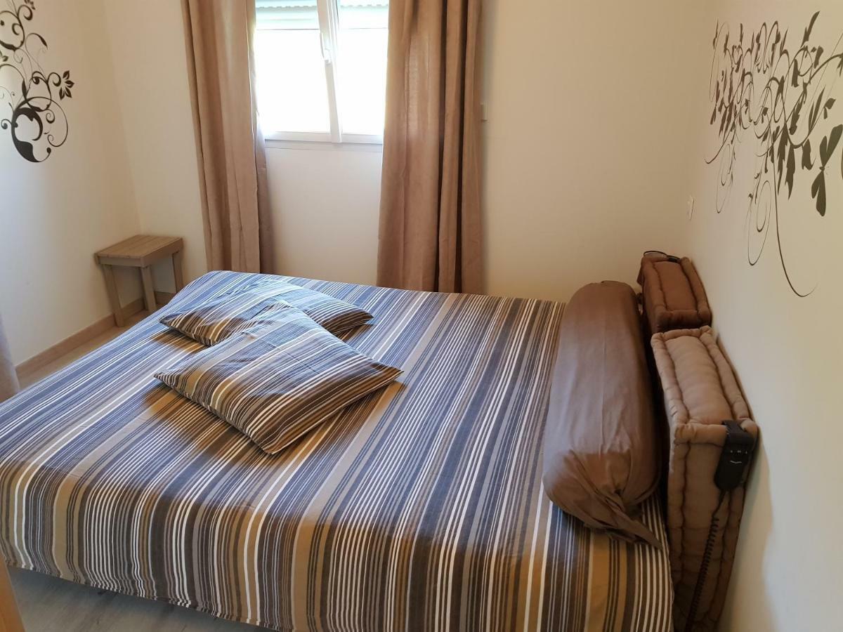 Gite Le Petit Pied-A-Terre La Chapelle-Saint-Sauveur  외부 사진